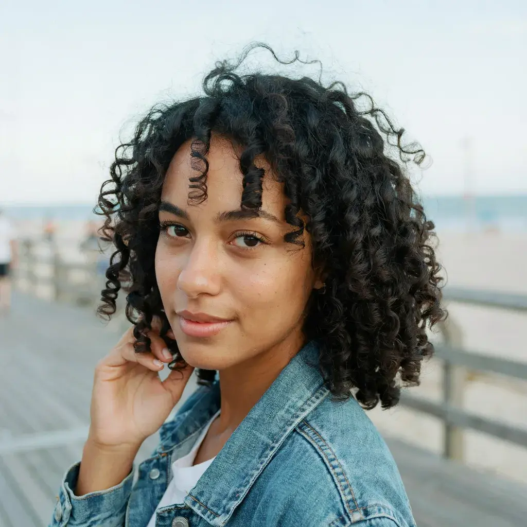 Bouncy curls with blunt ends